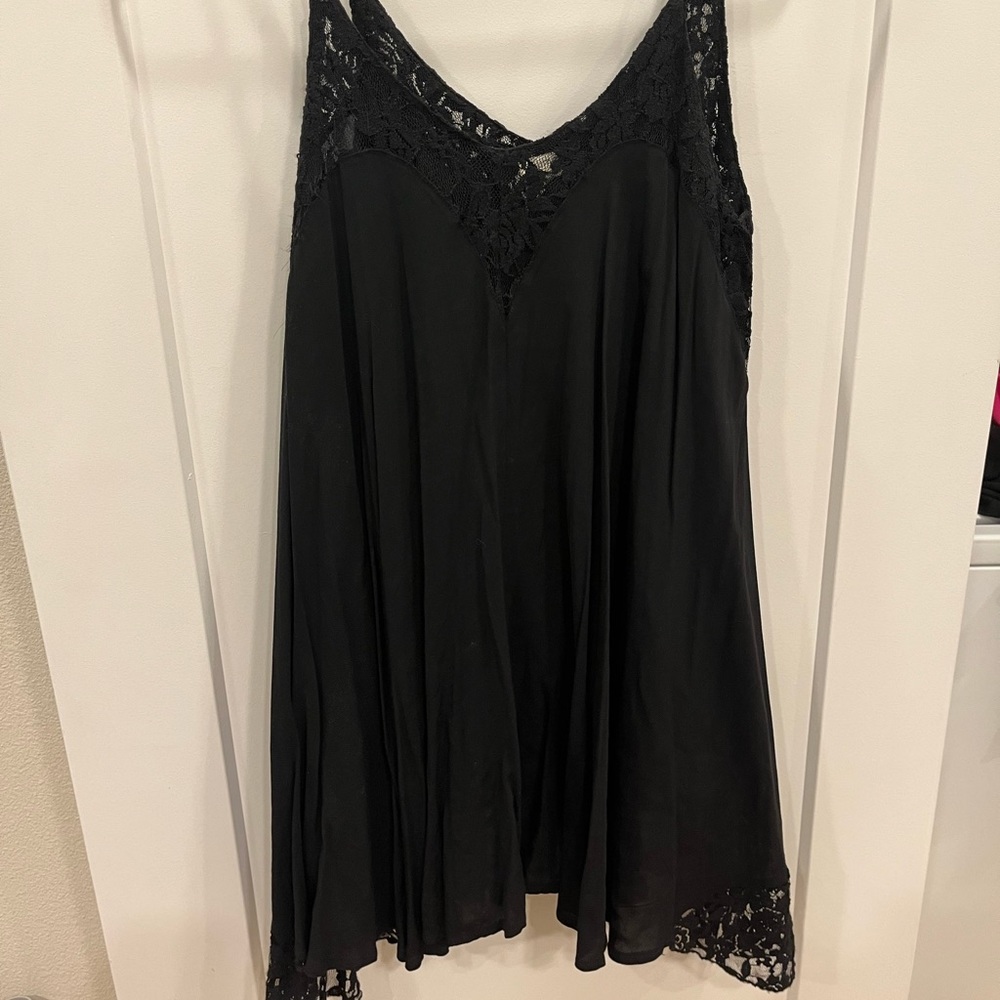 black lace dress